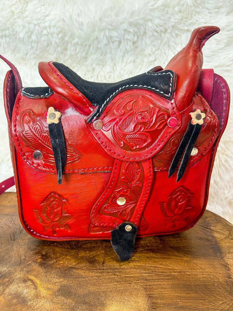 Kendra Santos - Elsie Frost's Howard Council saddle purse is a work of art.  | Facebook