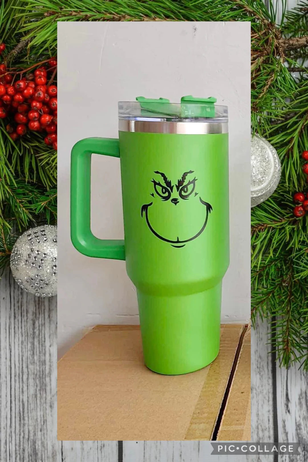 20 oz steel tumbler with metal straw GRINCH CLAW